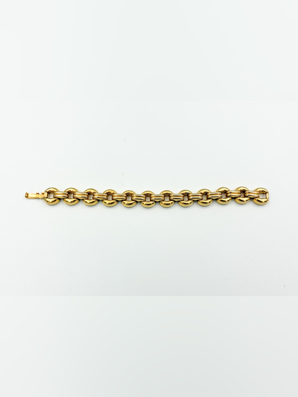 Vintage Estate Gold Tone Interlocking Link Layering Classic Bracelet